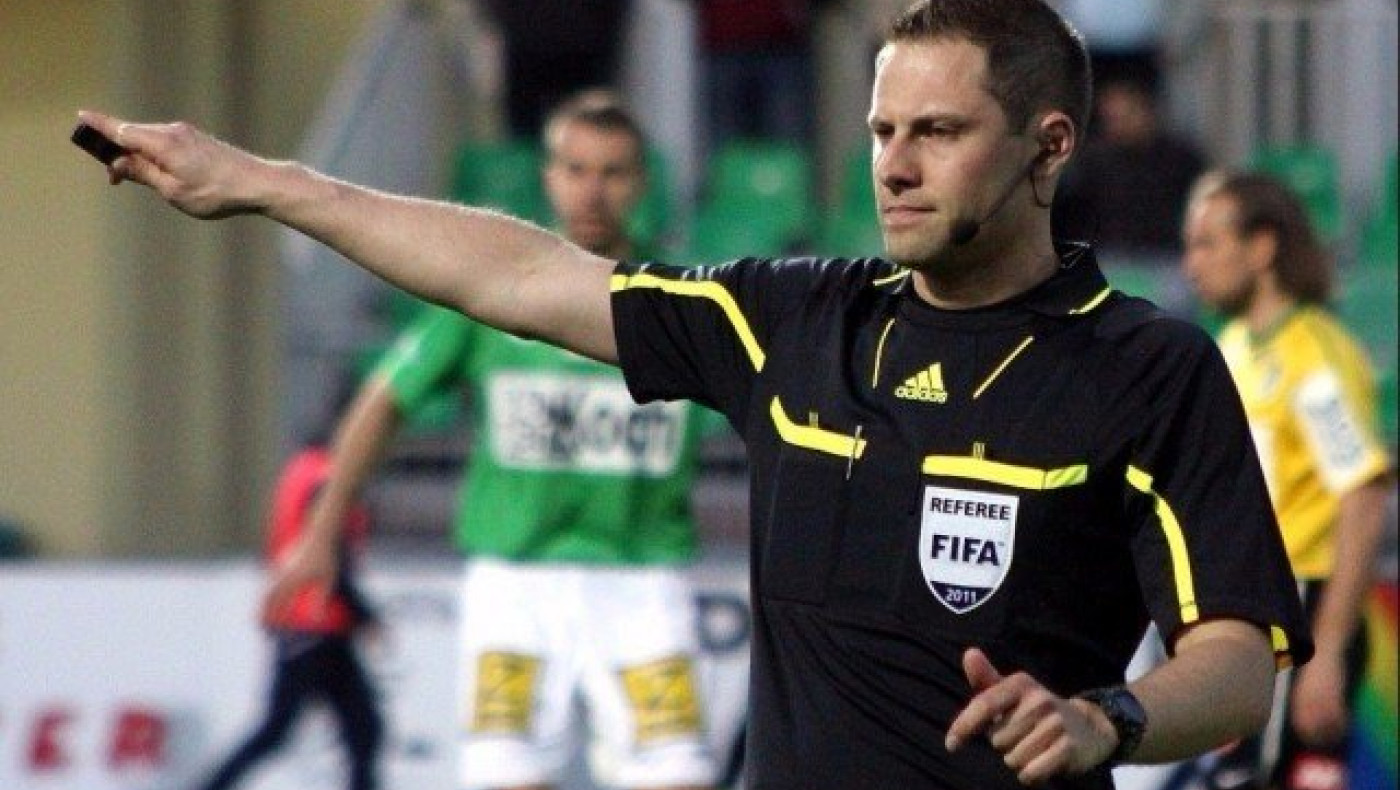 Αυτός     σφυρίζει     τη    ρεβάνς    της    Τούμπας