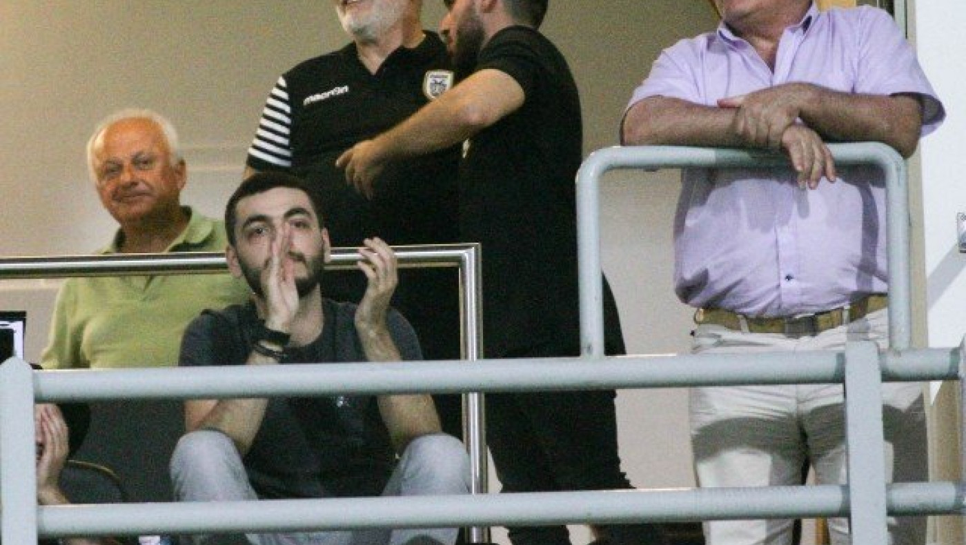 Ενημερωμένος    ο Ιβάν    για τις κινήσεις Μαρινάκη