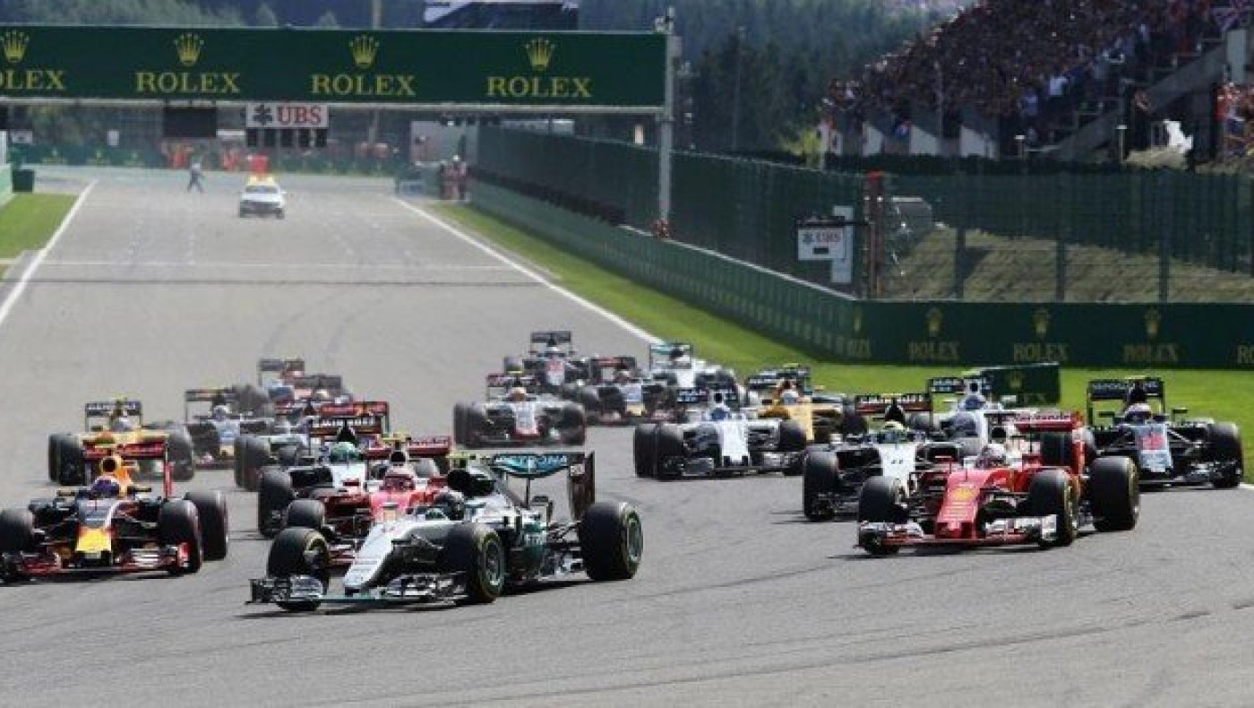 Νικητής   ο Ρόσμπεργκ, στην τρίτη    θέση ο Χάμιλτον