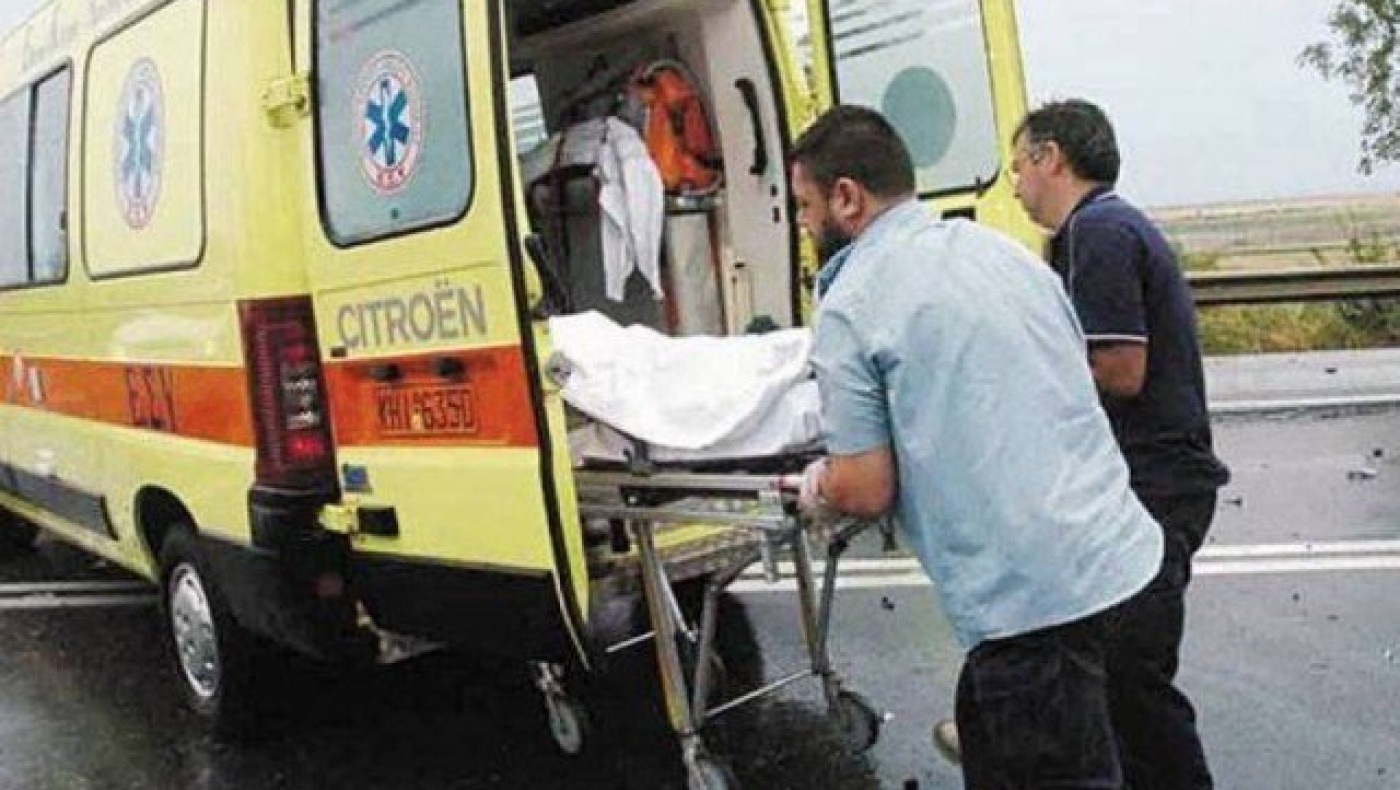 EKTAKTO: Σύγκρουση λεωφορείου του ΟΑΣΘ με δύο     ΙΧ