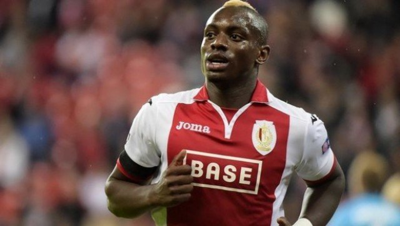 Υπέγραψε και…      «πέταξε»       ο        Εμποκού