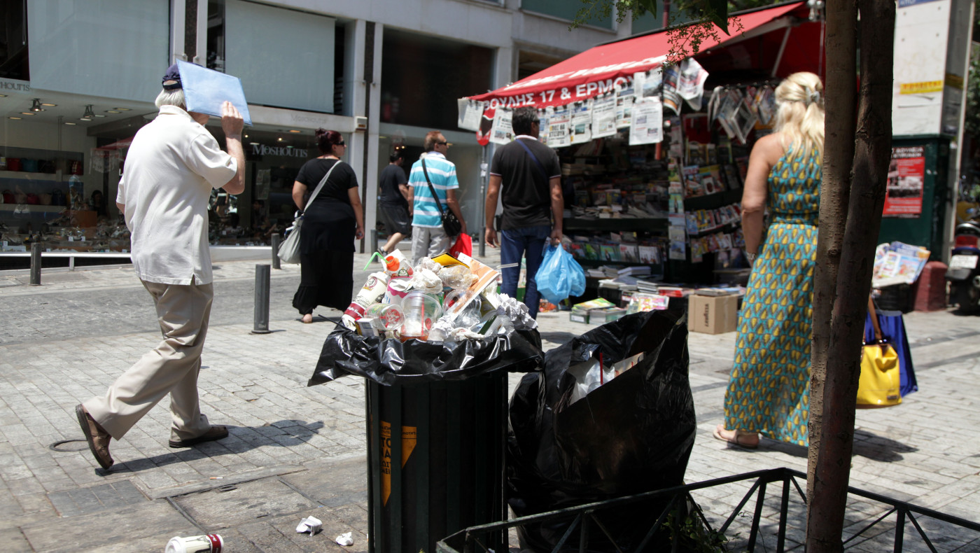 Συνεχίζει την αποξήλωση ﻿περιπτέρων ο Δήμος Θεσσαλονίκης