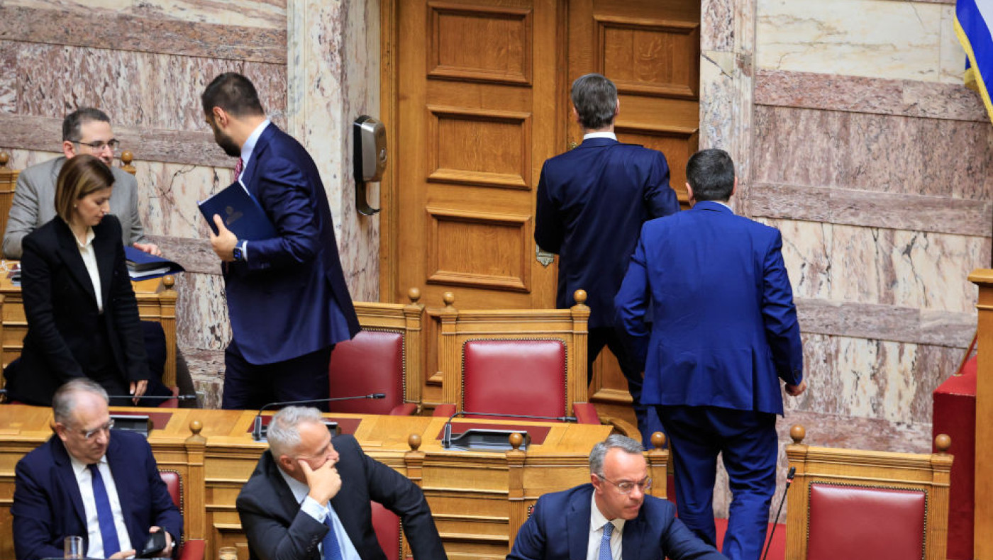 Πρόταση δυσπιστίας κατά της Κυβέρνησης: Τι προβλέπεται, τι αναφέρει το κείμενο