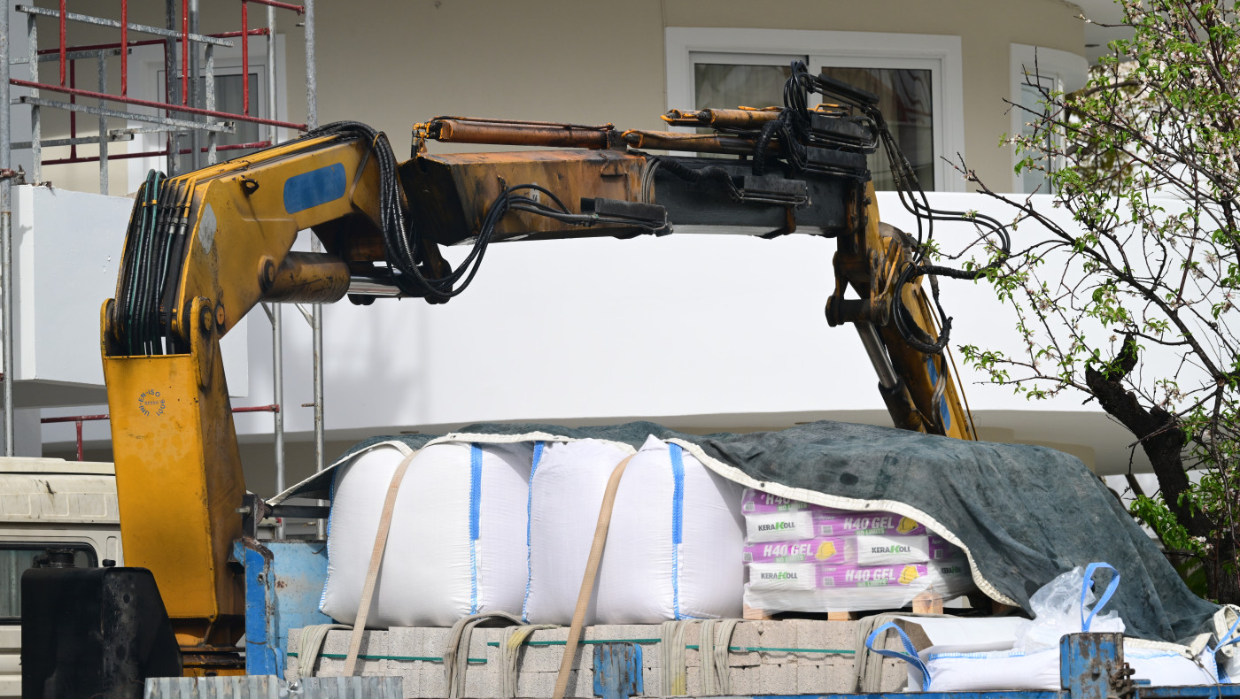 Βούλα: Συνελήφθησαν 2 εργολάβοι για τον θάνατο του 28χρονου χειριστή γερανού