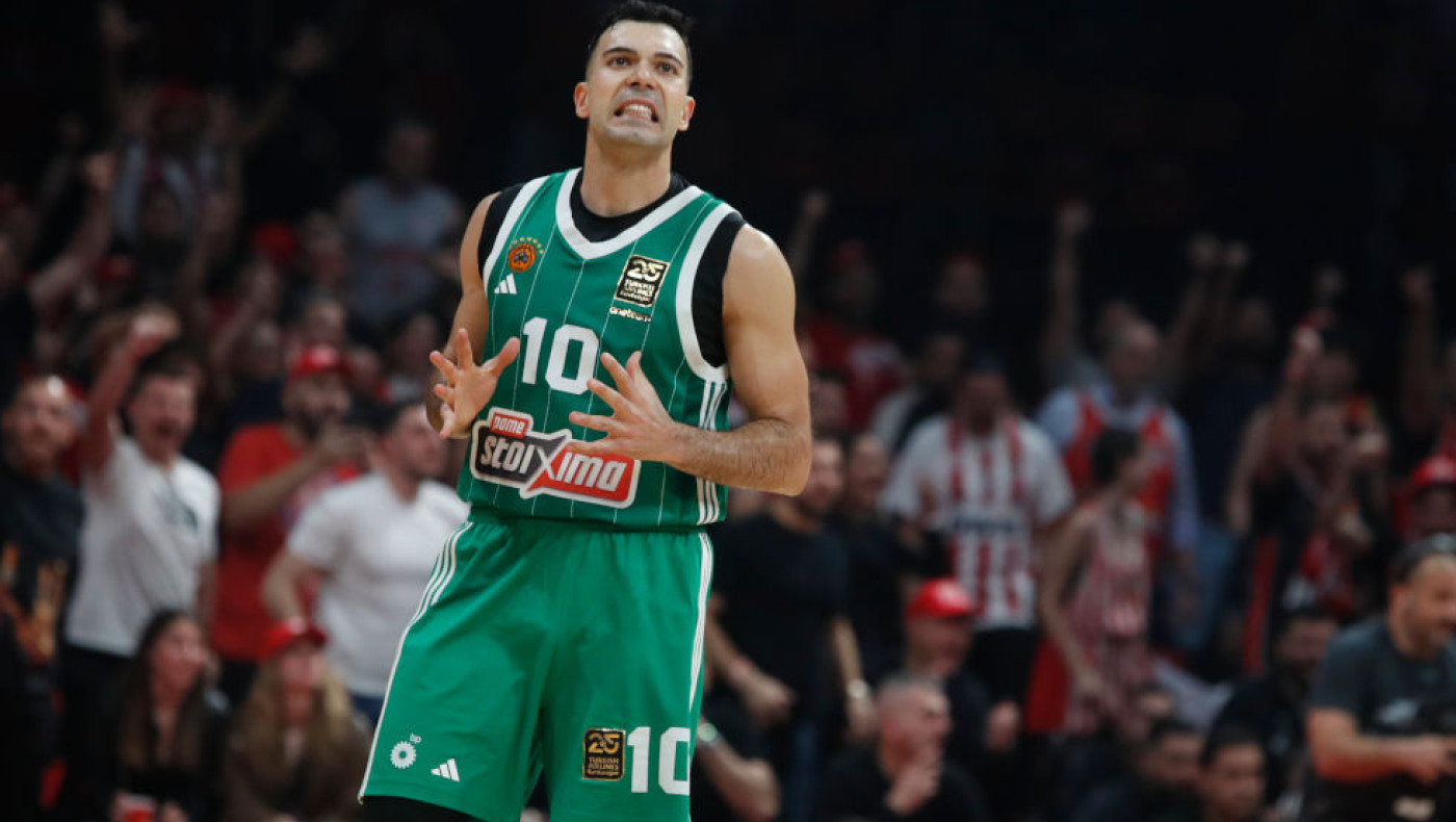 Ολυμπιακός-Παναθηναϊκός: Το χαμένο τρίποντο του Σλούκα στην εκπνοή