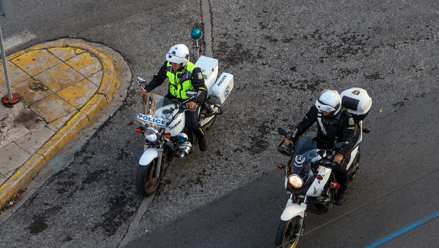 Αιγάλεω: Πώς η συμπλοκή ανηλίκων οδήγησε σε τραυματισμό αστυνομικού