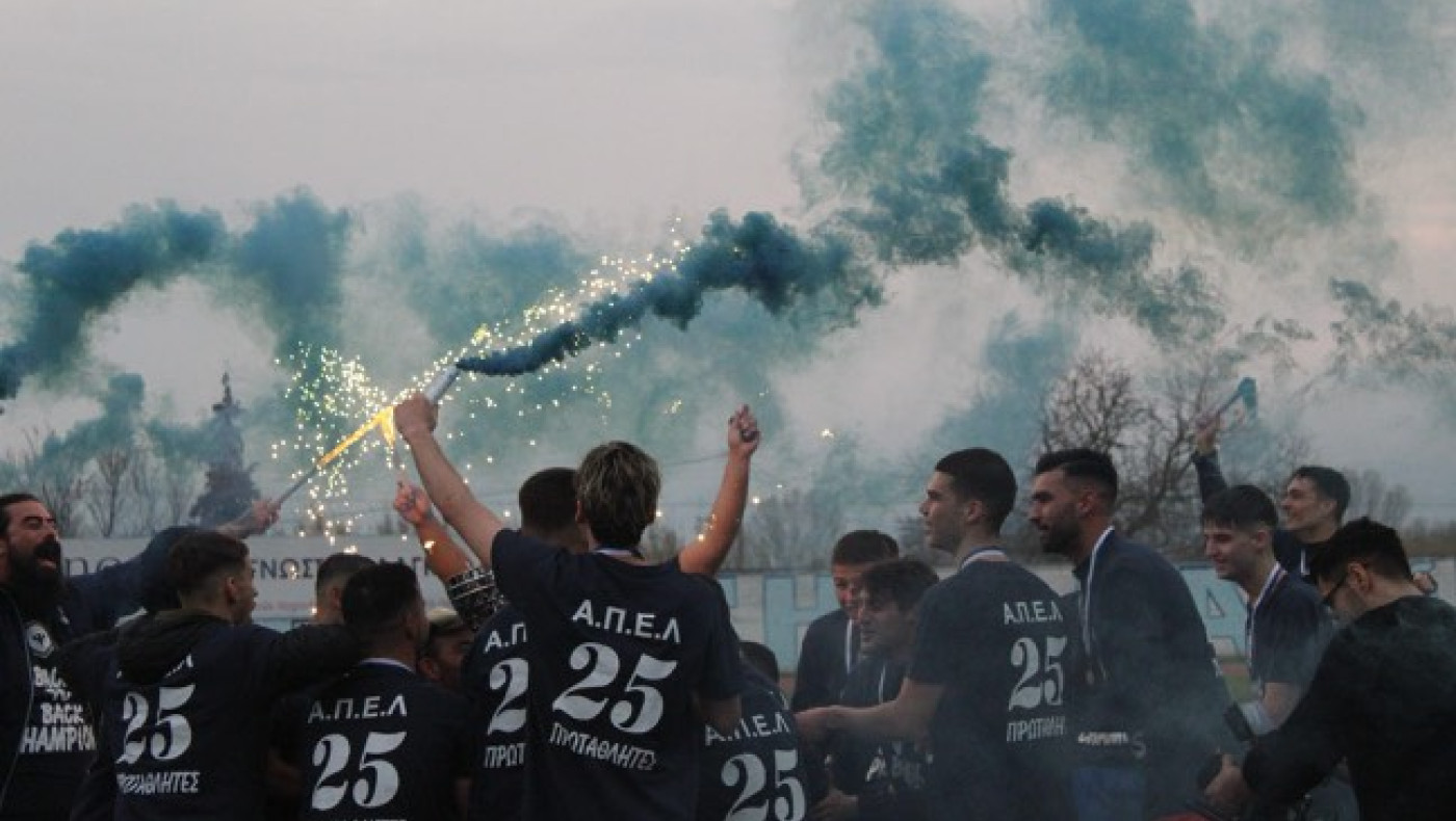 Μόσχος: «Είμαι πολύ χαρούμενος για την άνοδο της ΑΠΕΛ, ευχαριστώ για την εμπιστοσύνη που μου έδειξε η ομάδα»