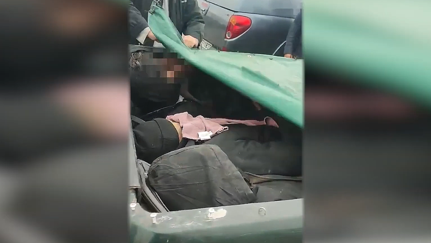 Σπείρα μετέφερε παράνομους μετανάστες με καρότσες αγροτικών - Κέρδος 500.000 ευρώ