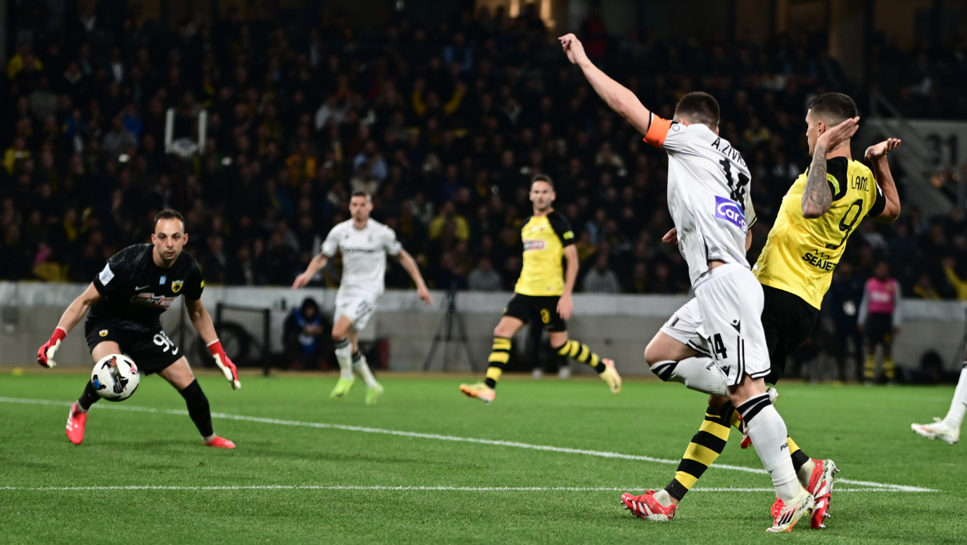 ΑΕΚ-ΠΑΟΚ: Λάθος Μπρινιόλι και ο Ζίβκοβιτς φέρνει το ματς στα ίσα στην OPAP ARENA