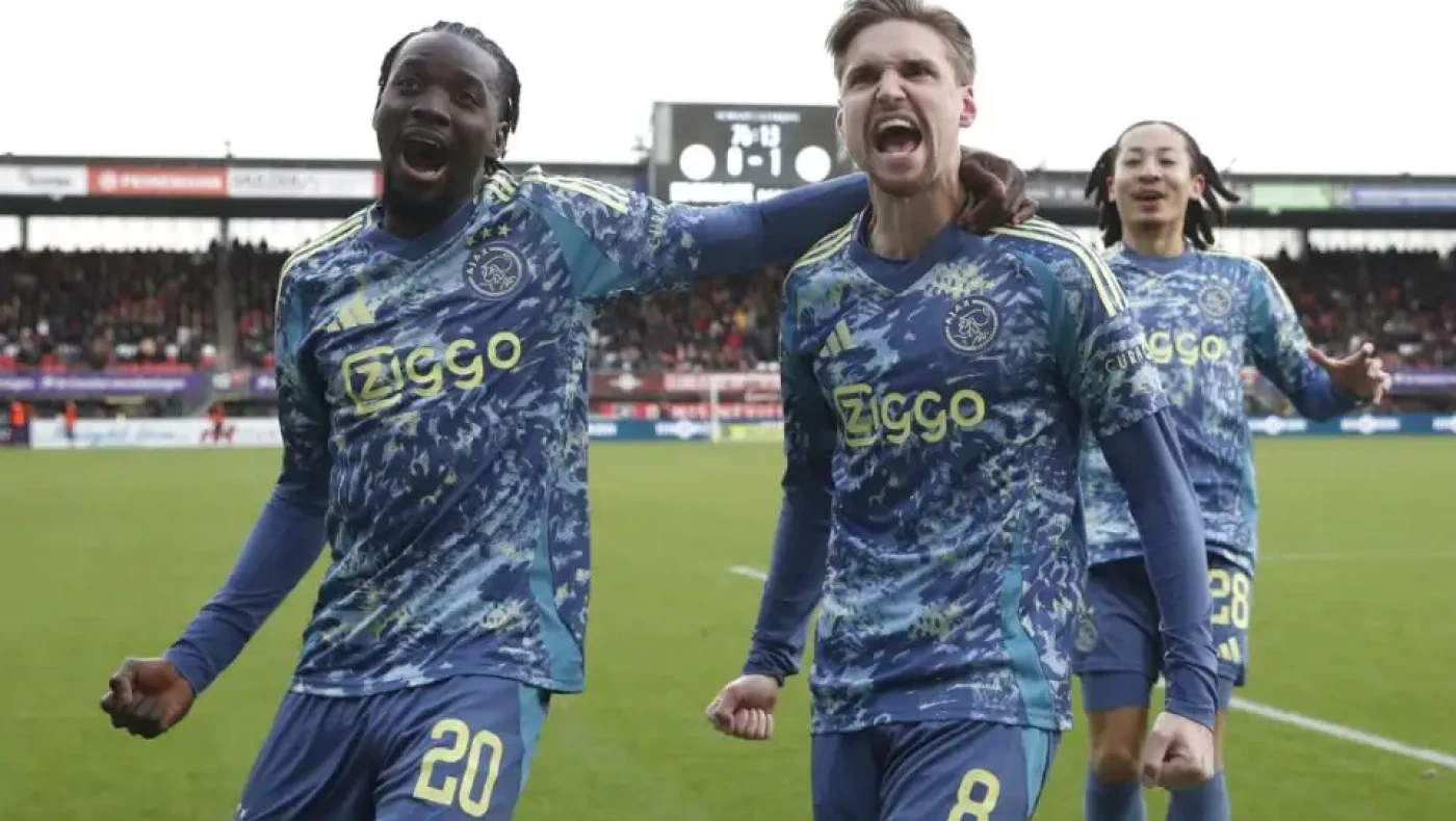 Eredivise: Διπλό τίτλου ο Άγιαξ, καθάρισε (0-2) το ντέρμπι με την Αϊντχόφεν
