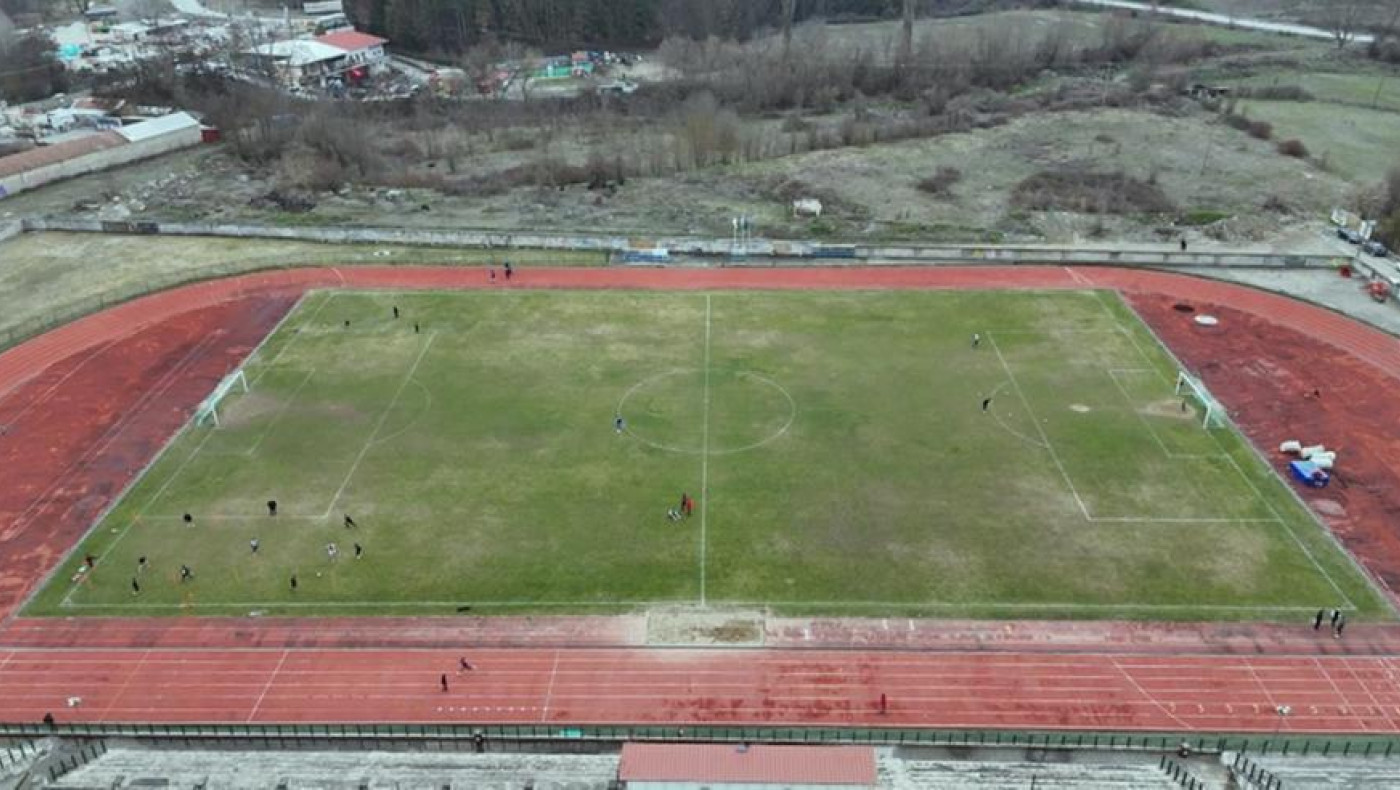 Γρεβενά: Λουκέτο στο κολυμβητήριο-Αθλητές στα αζήτητα