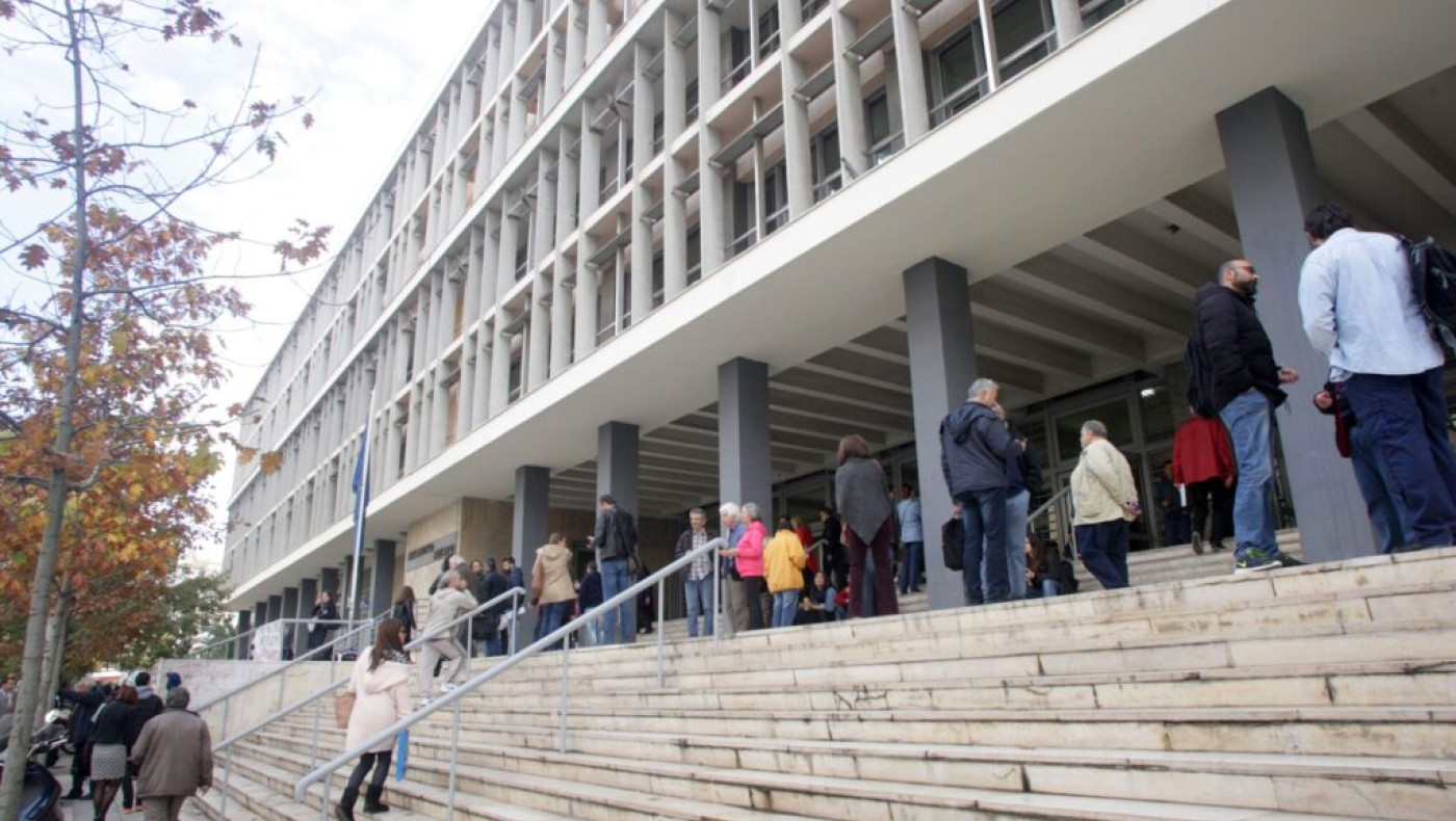 Θεσσαλονίκη: Σοβαρός τραυματισμός αστυνομικού σε μεταγωγή κρατουμένου!