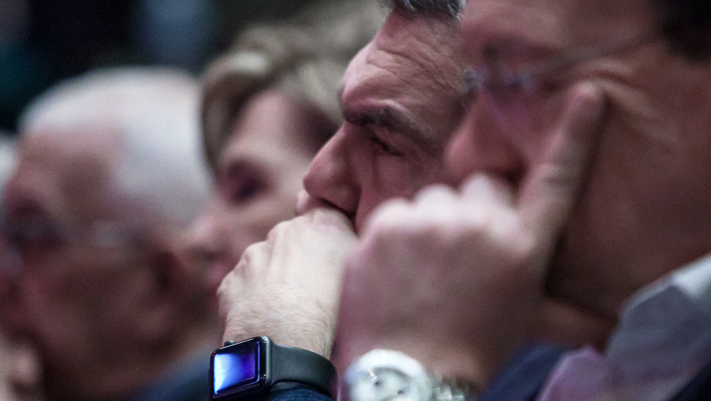 Τσίπρας: «Τρώει» πόρτα από τους ψηφοφόρους - Παραμένει δεύτερη η Κωνσταντοπούλου