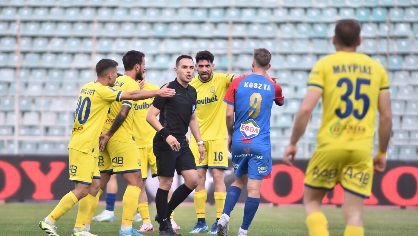 Επίθεση Βάλερι σε Πολυχρόνη: Παραδέχτηκε ότι δεν ήθελε να αποβάλει τον Κόμπα!