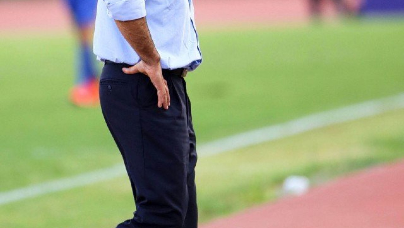 «Παγωμένες»     οι σχέσεις    Αγγελου    και παικτών