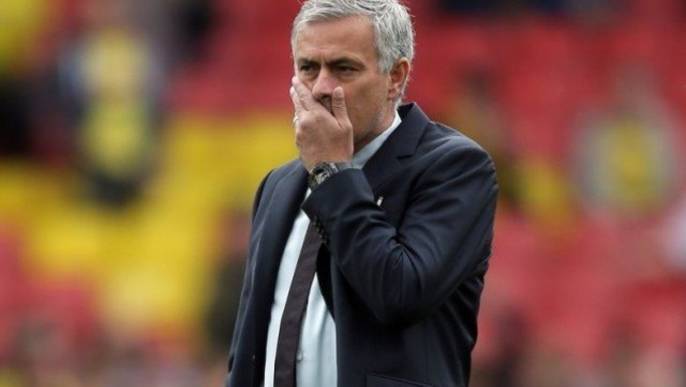 Μουρίνιο σε κρίση    και πάρτι της Γουότφορντ (vids)