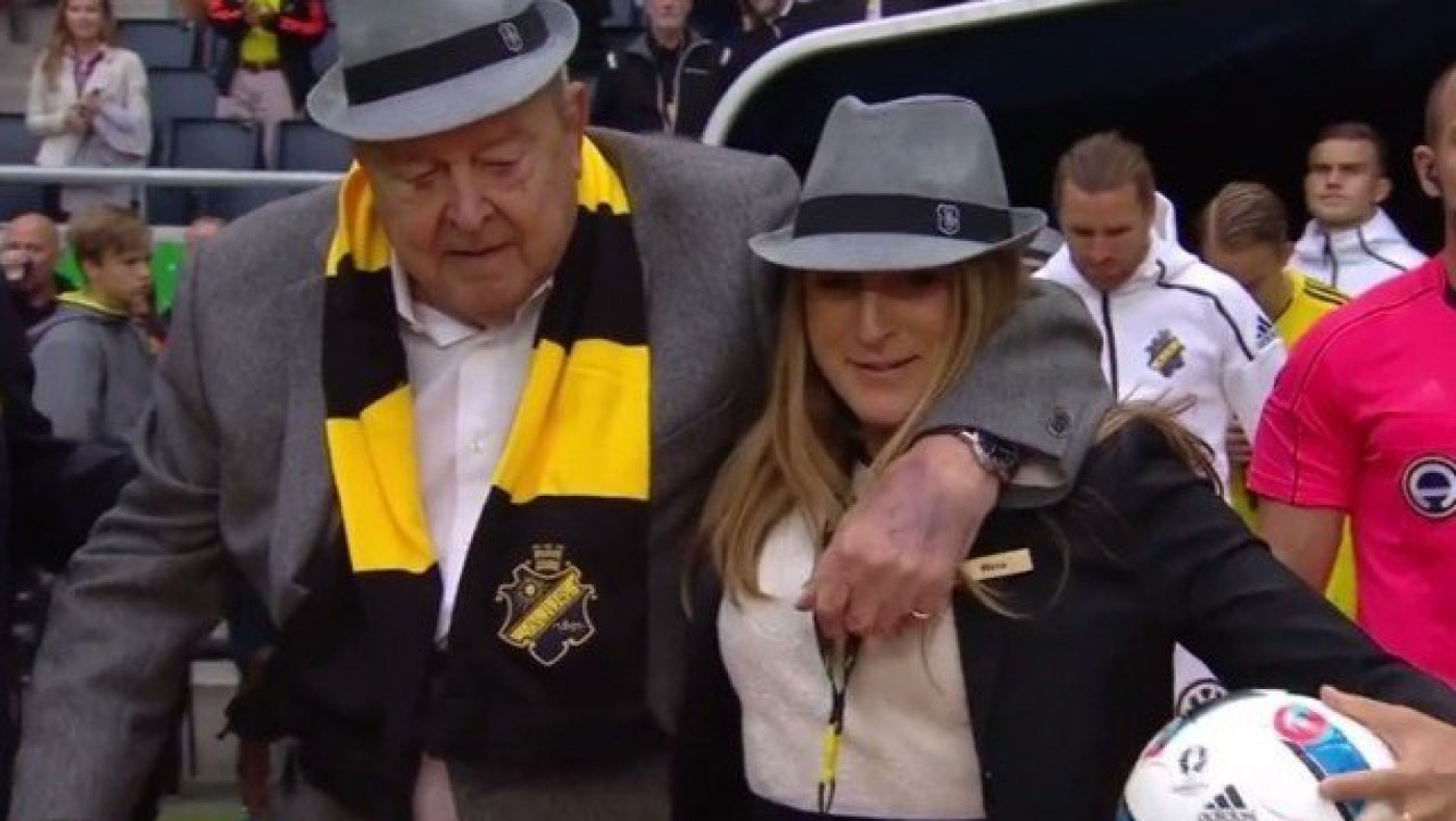 Στον αγωνιστικό χώρο με τα πιο ηλικιωμένα της μέλη η ΑΙΚ (video)