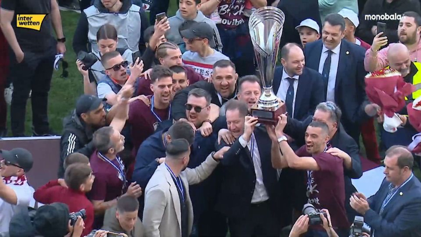 Η γιορτή ανόδου της ΑΕΛ: Το τρόπαιο στον ουρανό της AEL FC Arena!