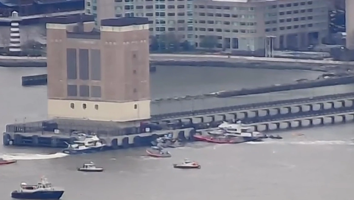 Πολύμηνη η βλάβη του αεροσκάφους που συνετρίβη στον ποταμό Χάντσον