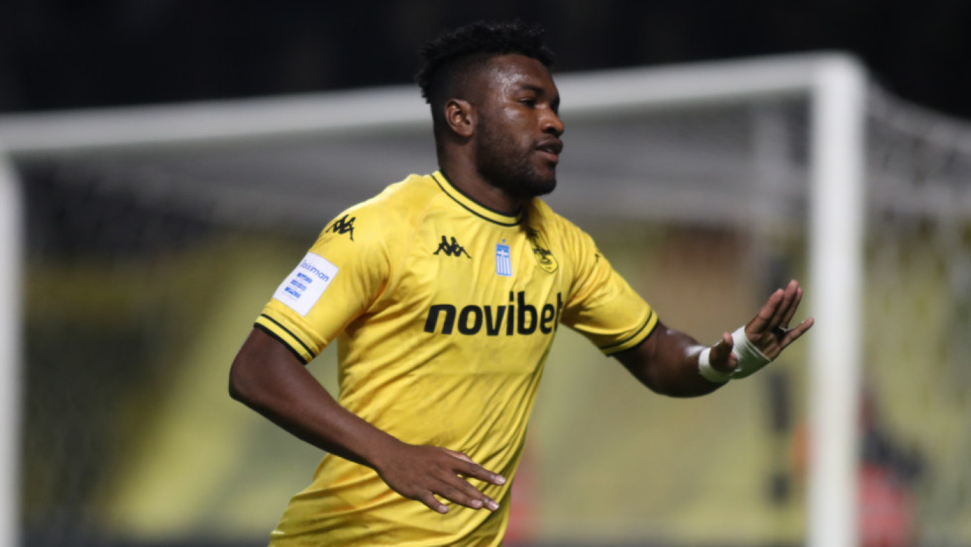 «Αν συνεχίσει έτσι ο Σιφουέντες... θα παραμείνει στον Άρη»