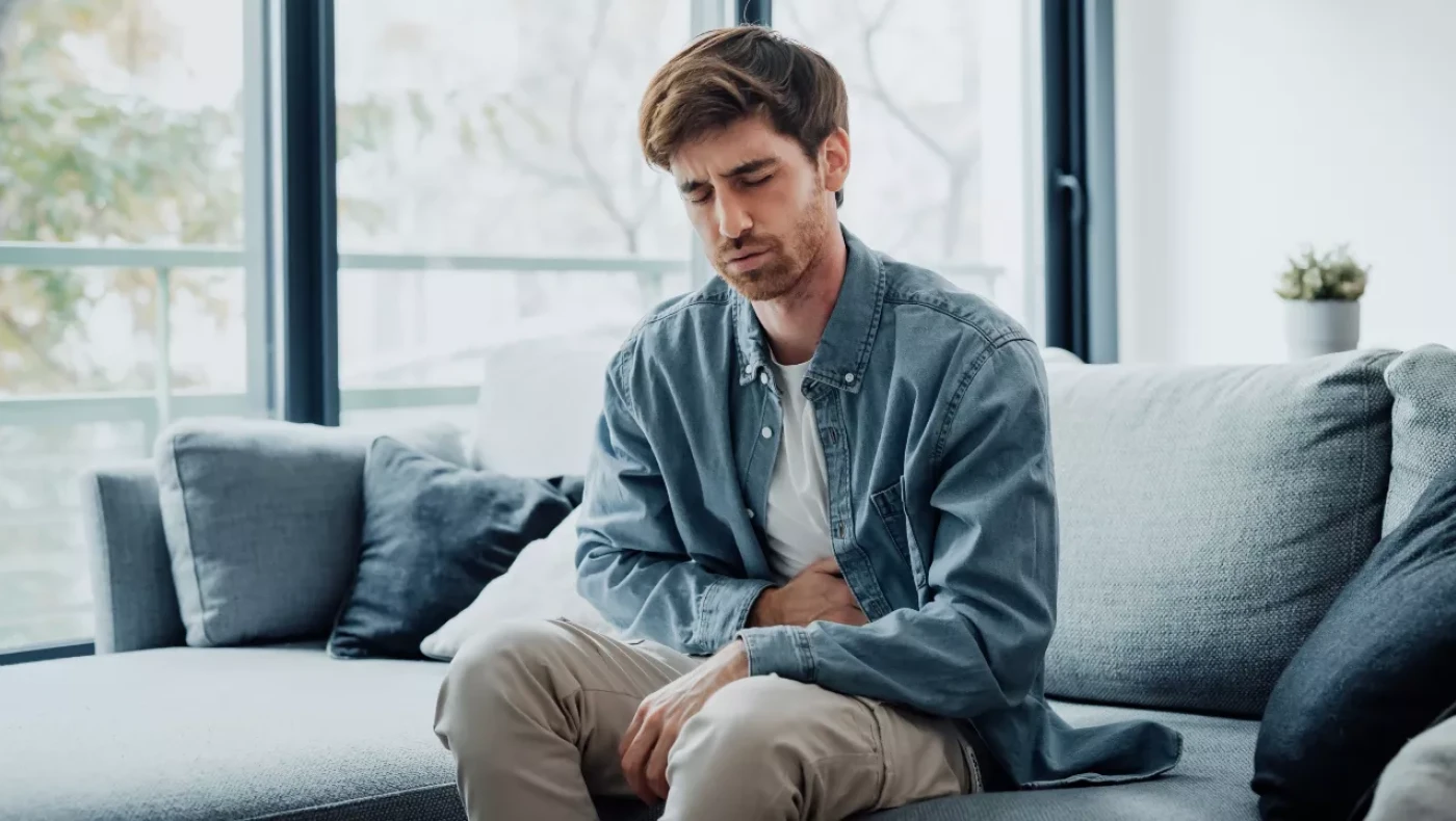 Πονούσε επίμονα επί μήνες: Ήταν καρκίνος που τον νίκησε μέσα σε 10 εβδομάδες από τη διάγνωση