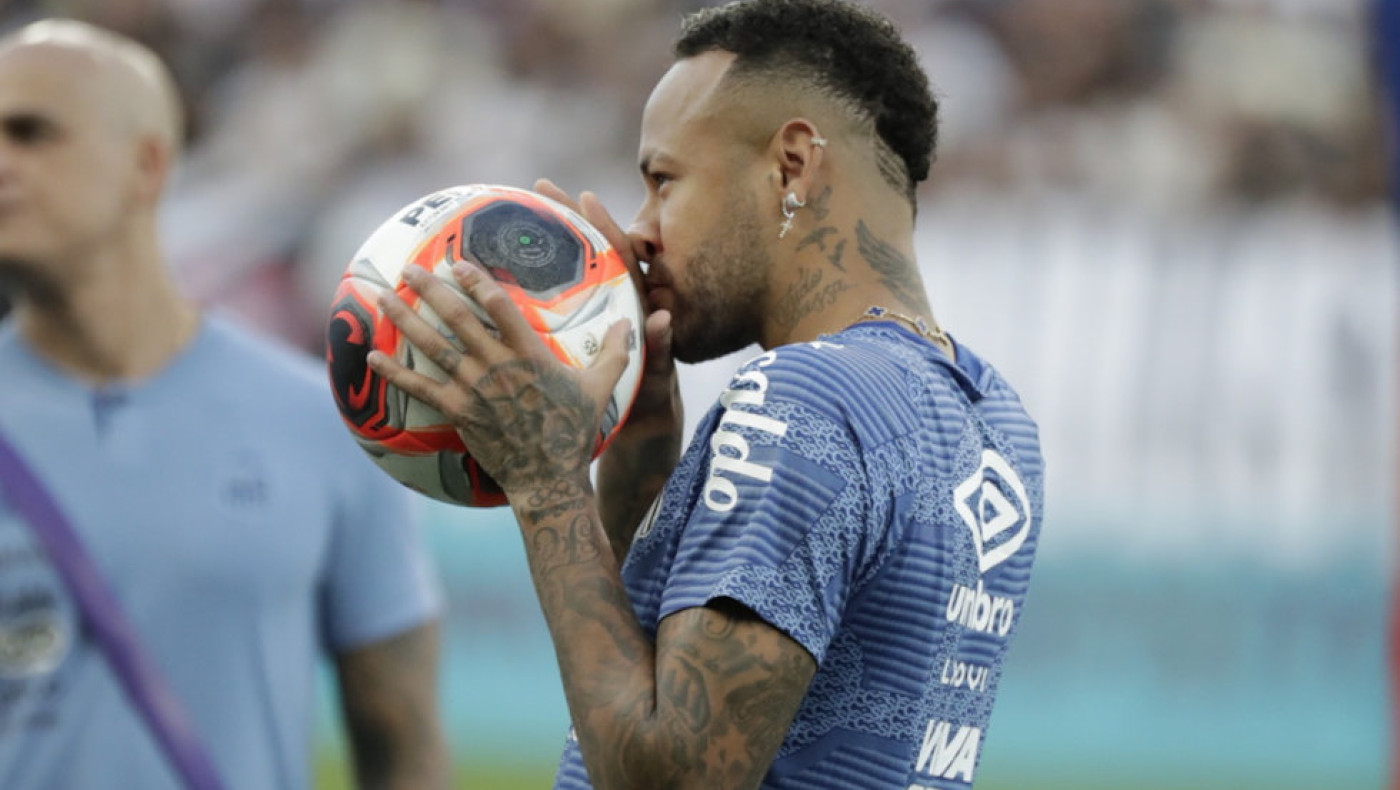 Ξανά άτυχος ο Νεϊμάρ: Αποχώρησε από το γήπεδο με κλάματα