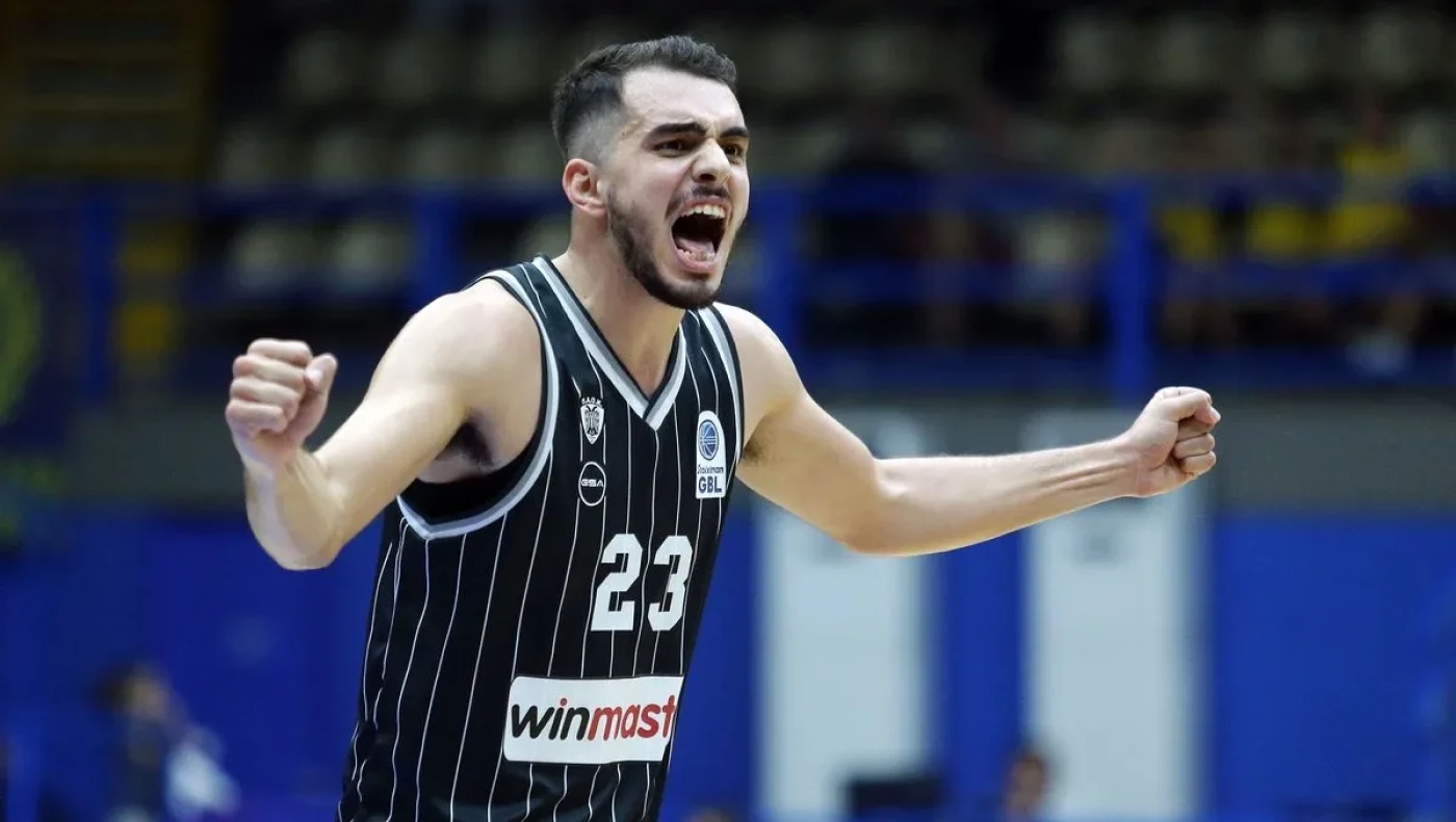 Παπαδάκης: «Το γεμάτο Παλατάκι μάς δίνει φτερά - Νιώθουμε ευλογημένοι»