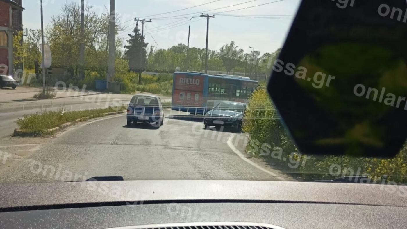 Λάρισα: Οδηγός μπήκε στο αντίθετο ρεύμα στην παλαιά εθνική οδό προς Θεσσαλονίκη