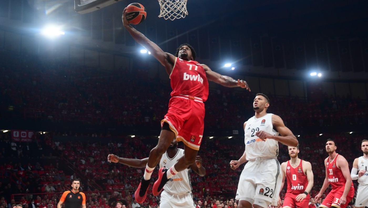 Έκανε το 1-0 ο Ολυμπιακός, 84-72 τη Ρεάλ