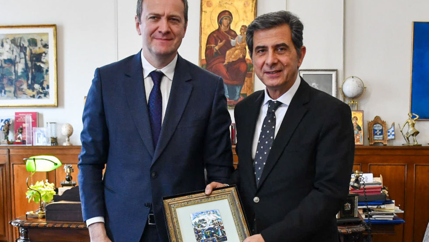 Ο Υφυπουργός Εξωτερικών της Γεωργίας στο Διοικητήριο: «Ζωντανός κρίκος φιλίας η ποντιακή κοινότητα»