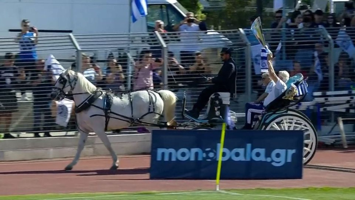 Κηφισιά: Άνοδος και παρέλαση τίτλου με... άμαξα (vid)