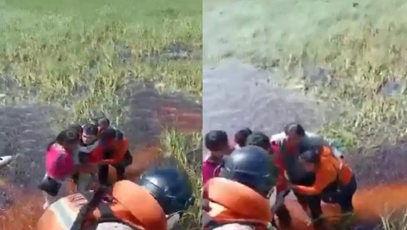 Εγκλωβίστηκαν σε φτερό αεροπλάνου περικυκλωμένοι από αλιγάτορες!