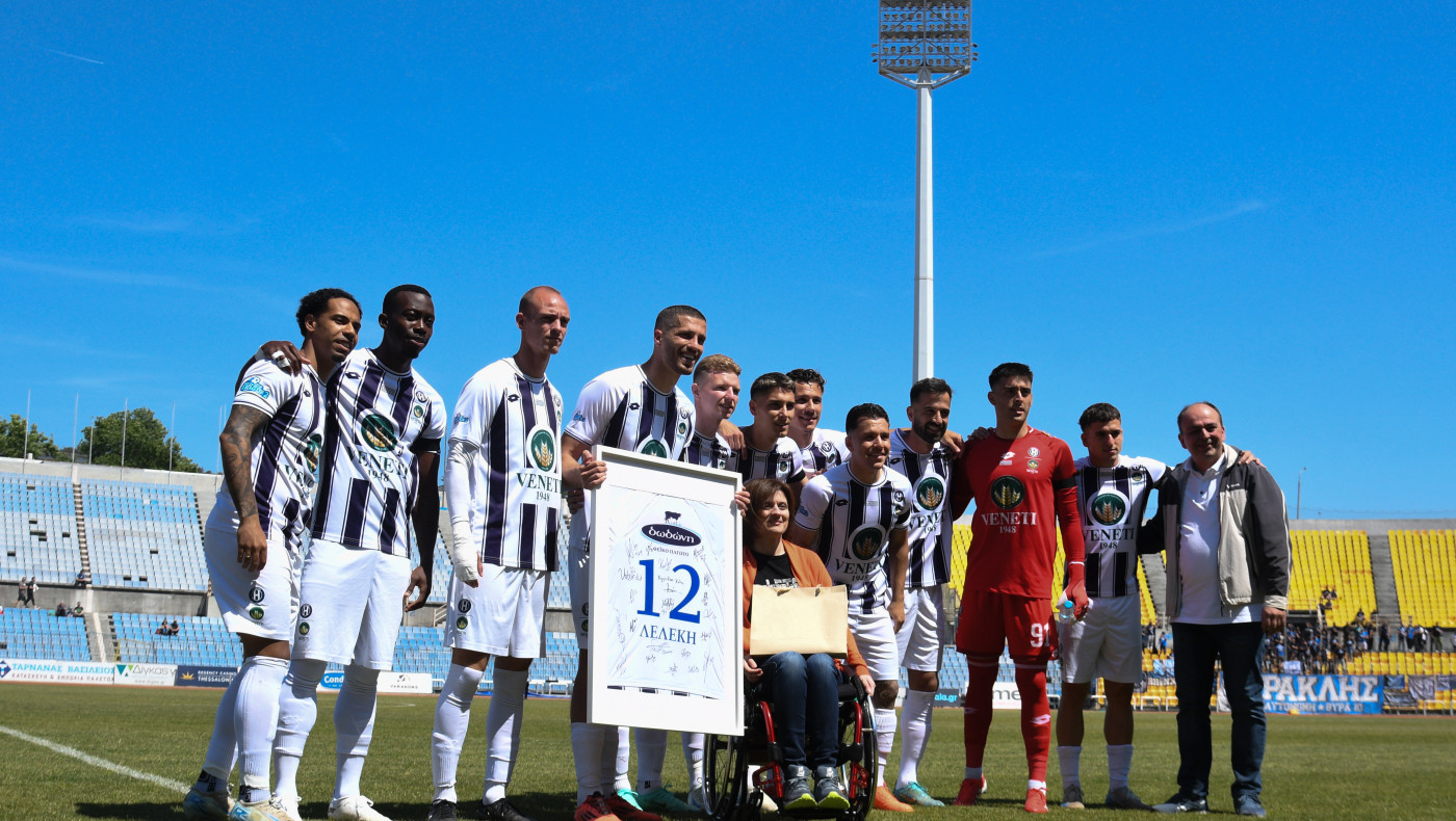 Ηρακλής-Μακεδονικός: Οι συγκινητικές στιγμές στο Καυτανζόγλειο και η... φανέλα με το Νο 12