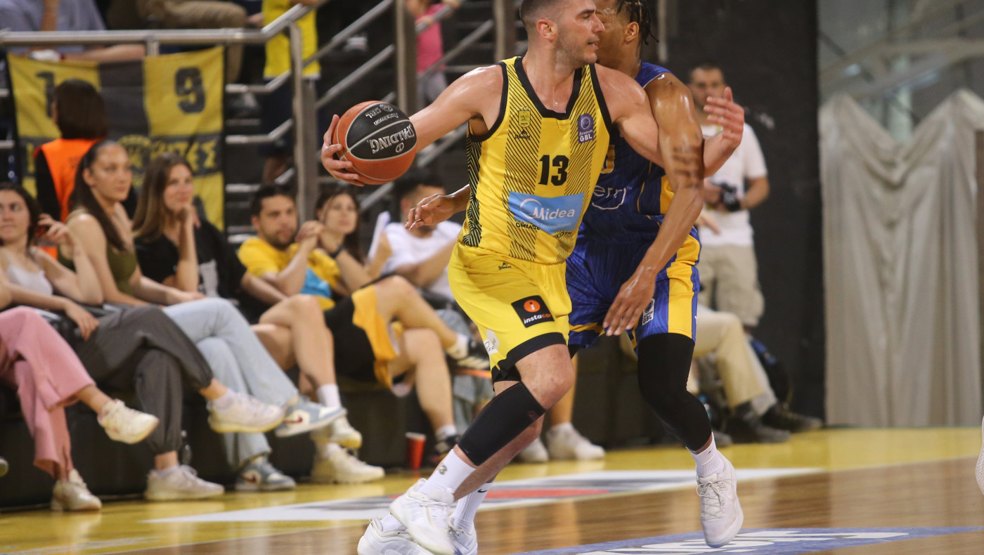 Η άνιση αντιμετώπιση του Άρη από την Πολιτεία, αλλού χαρίζουν κι εδώ απλά… μειώνουν τα ενοίκια