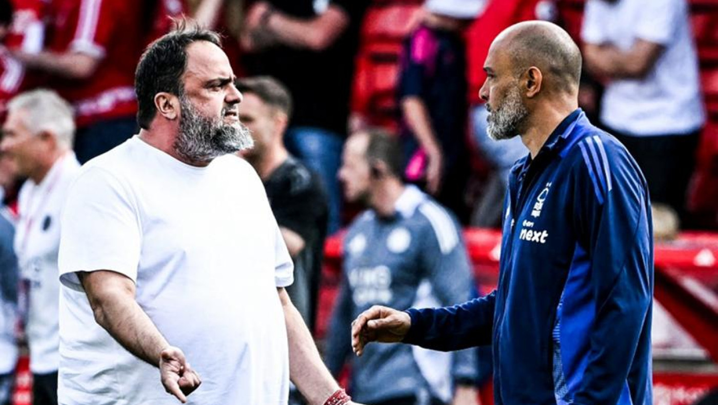 Νέβιλ κατά Μαρινάκη: «Είναι σκανδαλώδες αυτό που έκανε στον Νούνο Σάντο»