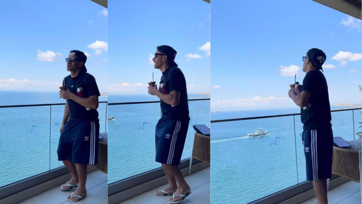 Ο Τάισον έδωσε σόου τραγουδώντας «αγαπώ μία πιτσιρίκα»