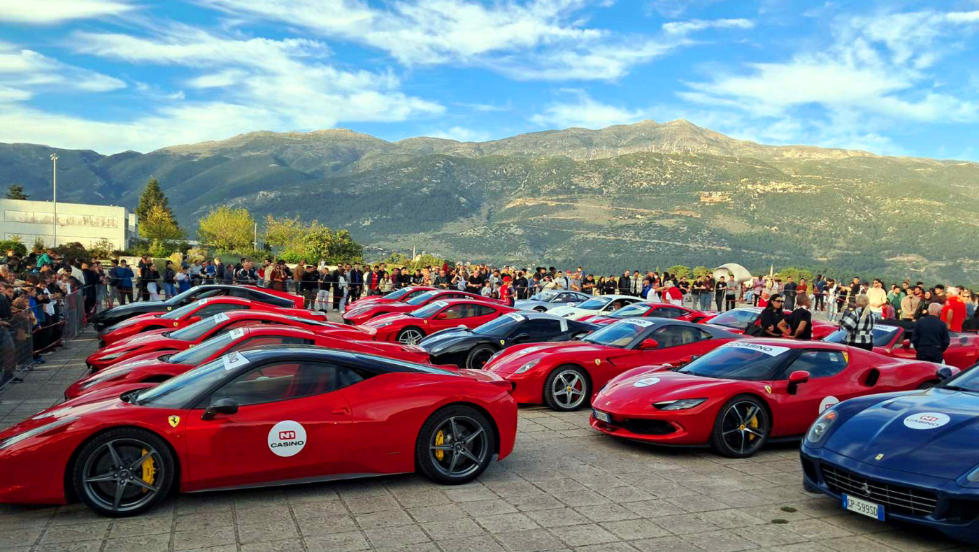 Ποια ελληνική πόλη θα… γεμίσει με εντυπωσιακές Ferrari;