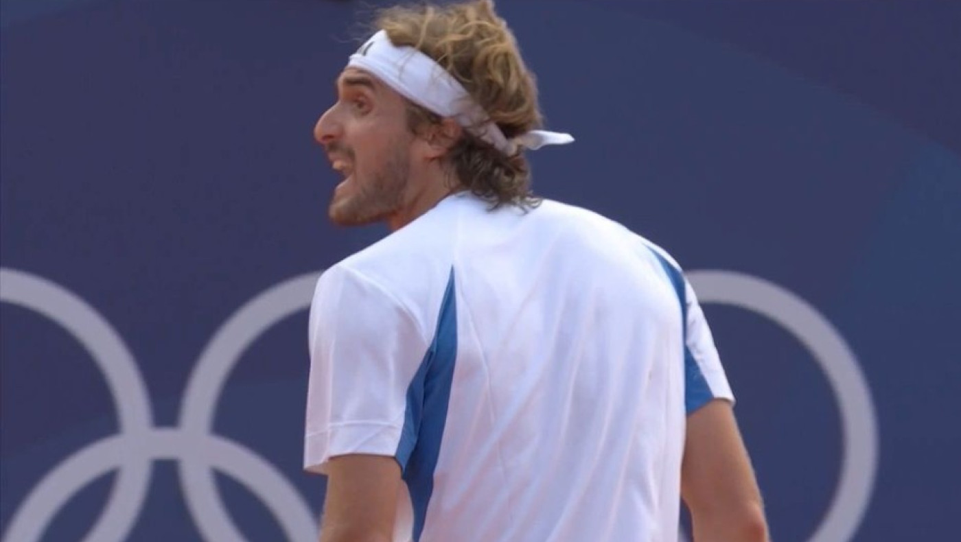 Κινδυνεύει με δίωξη ο Τσιτσιπάς: Διορία για να παραδώσει το δίπλωμά του