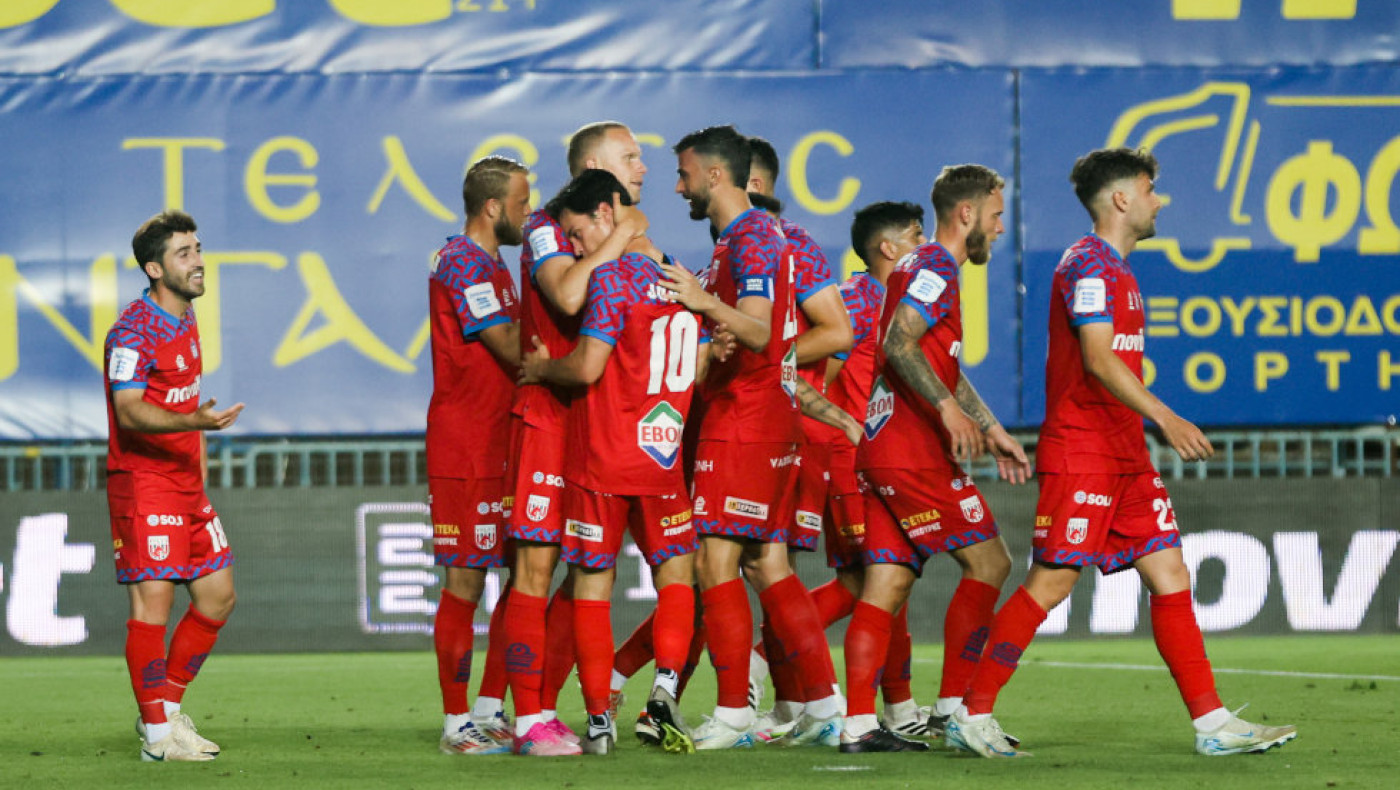 Τεράστιο διπλό παραμονής από τον Βόλο μέσα στο Αγρίνιο