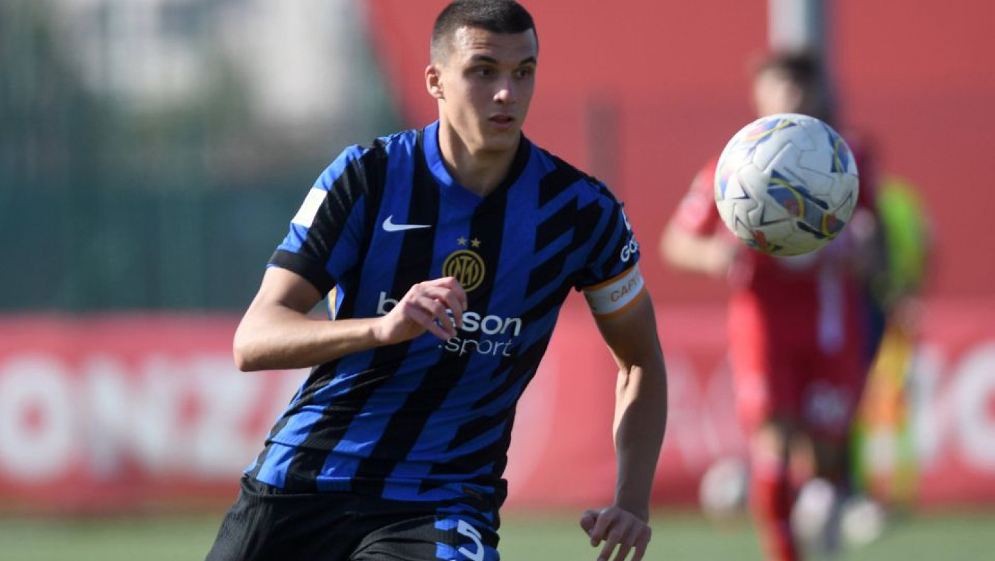 Ολυμπιακός: Ποιος είναι ο νεαρός Αλεξίου της Ίντερ που εξετάζει για την άμυνα