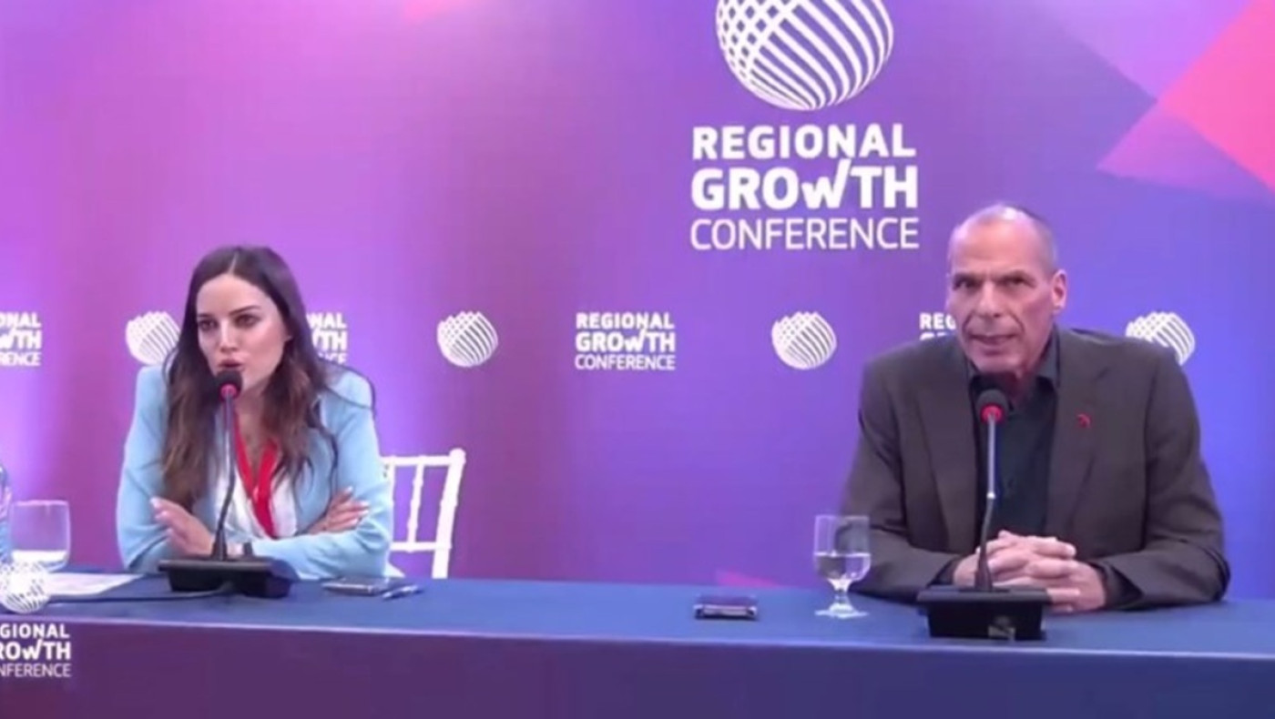 Ένταση στην Πάτρα-Βαρουφάκης σε δημοσιογράφο: «Είστε γελοία κυρία μου»