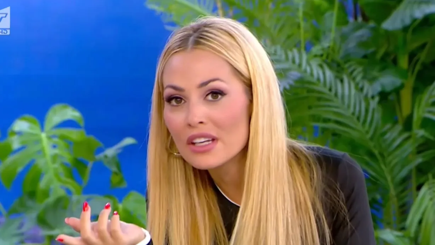 «Άφωνη» με τον Λιάγκα η Βουλγαράκη για το... ραντεβού της