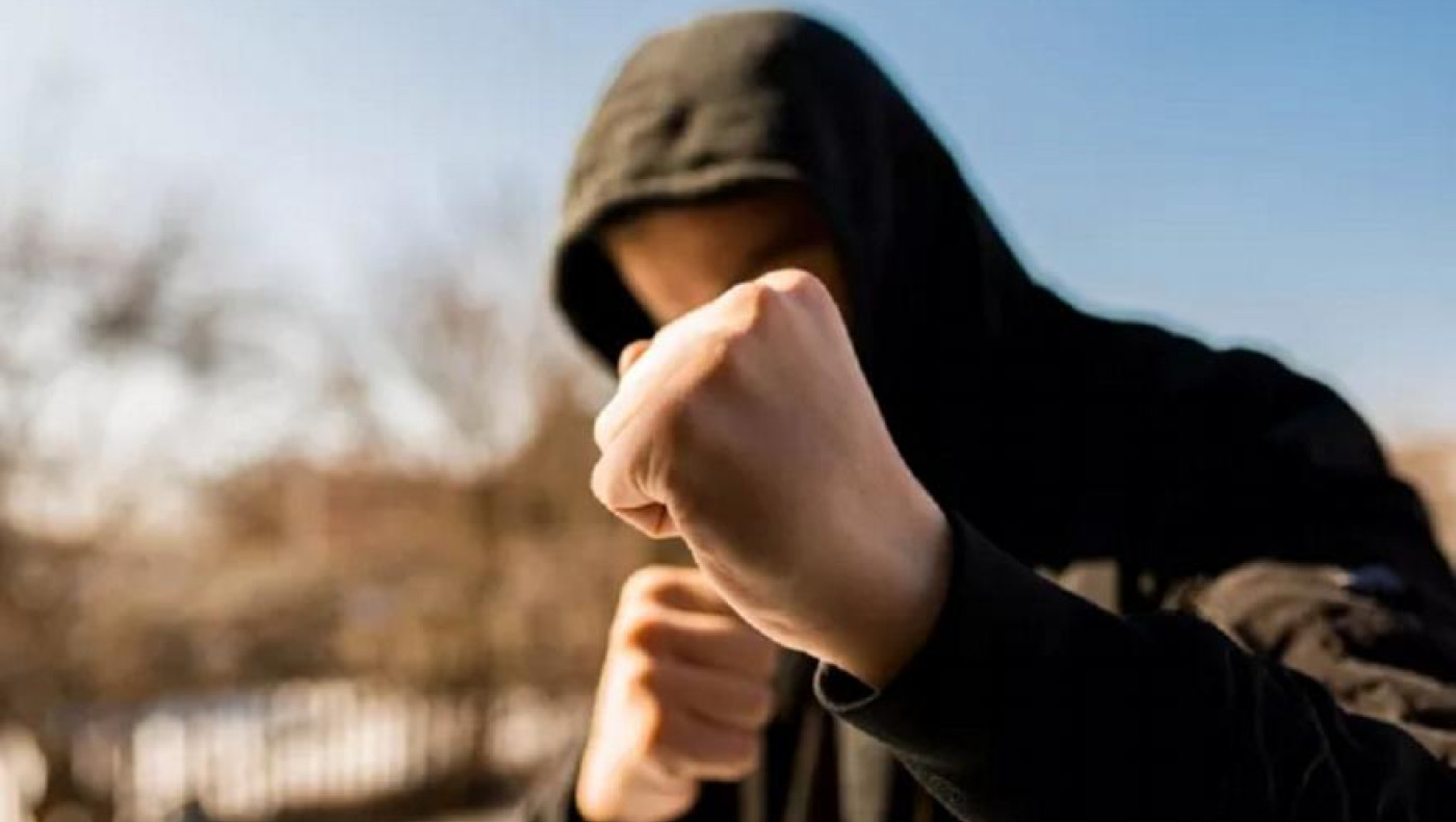 Οπαδικό επεισόδιο στον Βόλο: Θύμα άγριου ξυλοδαρμού 18χρονος επειδή φορούσε φανέλα ομάδας