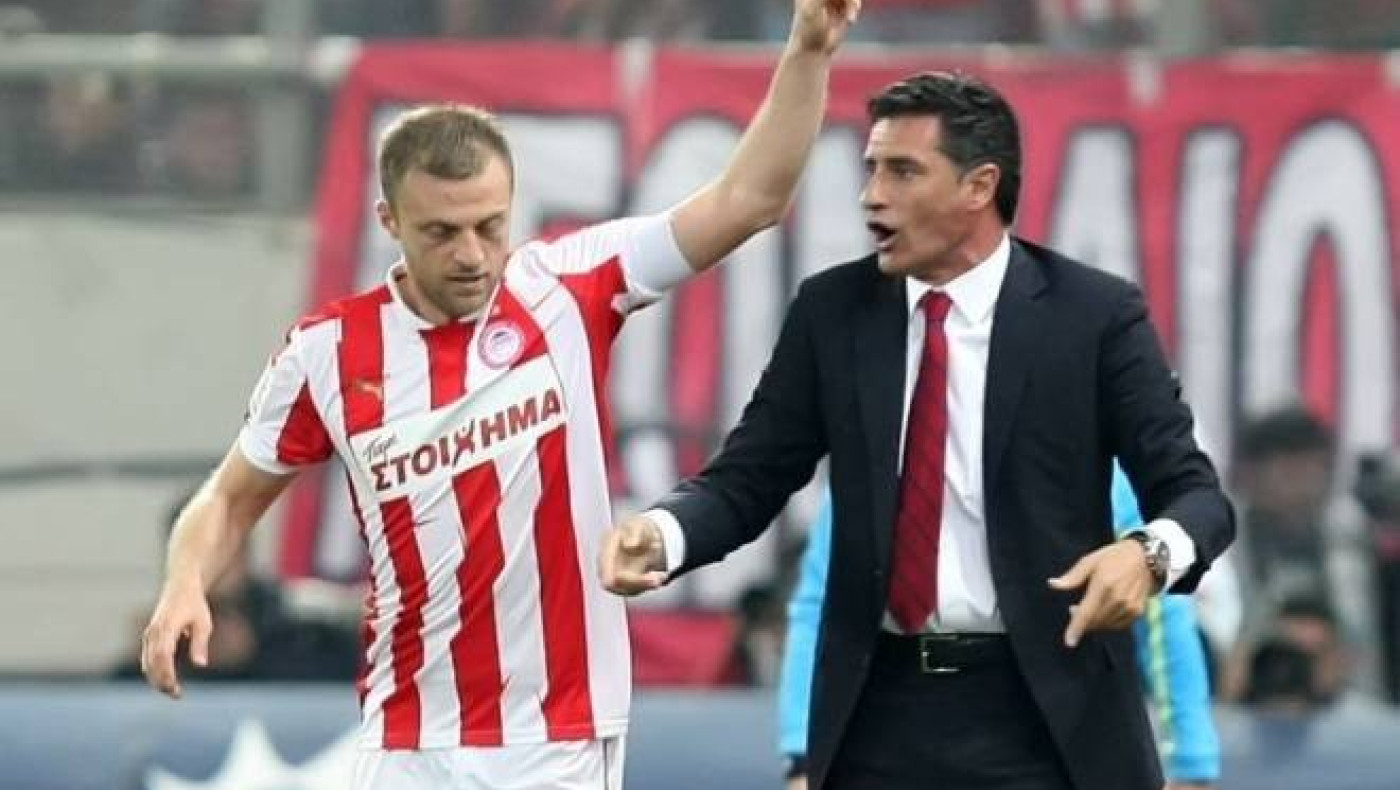 Πακιστανοί και φαντομάδες, παραρτήματα και δεκανίκια