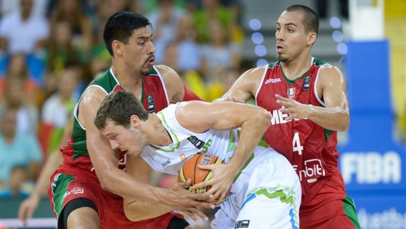 Ντράγκιτς: «Στημένο το Αυστραλία - Αγκόλα»