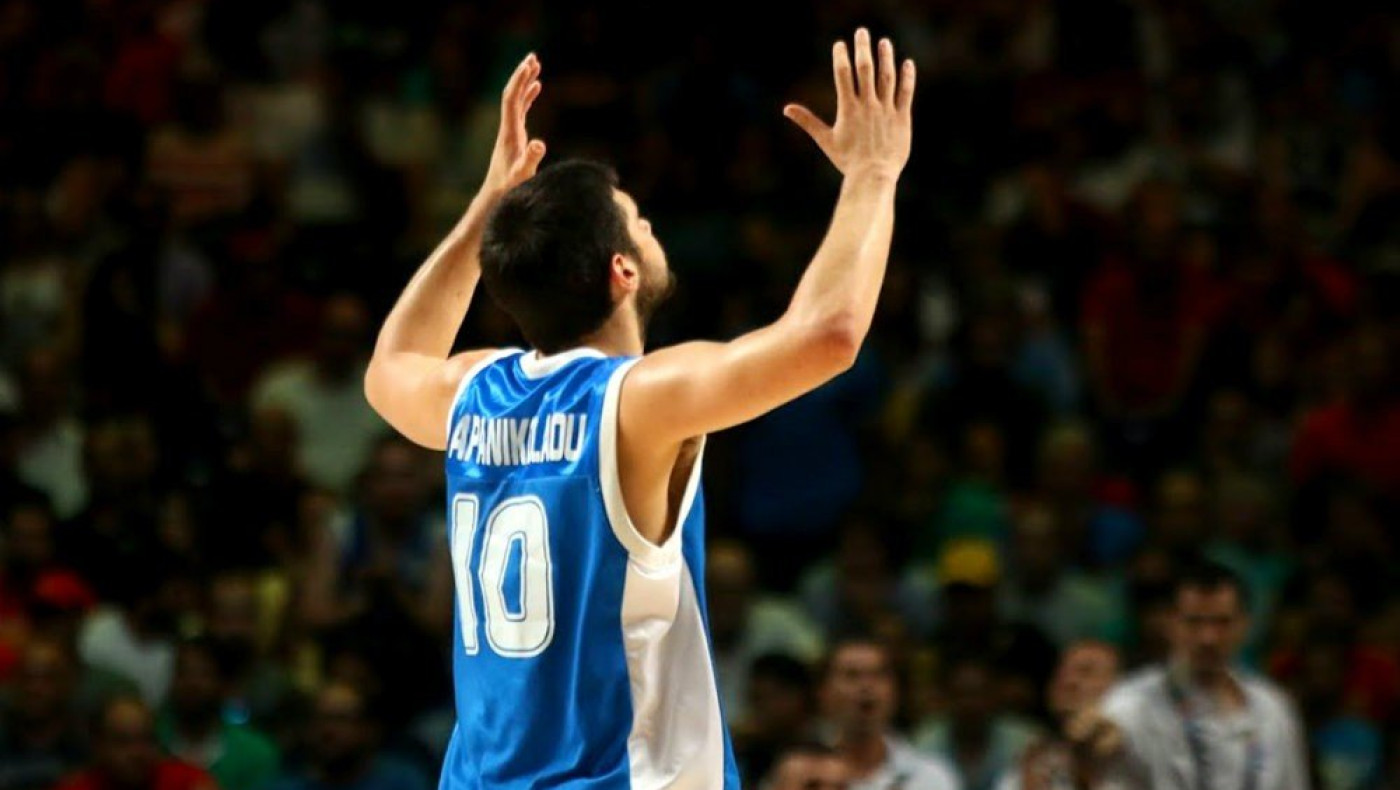 Ήττα, παίδες Ελλήνων