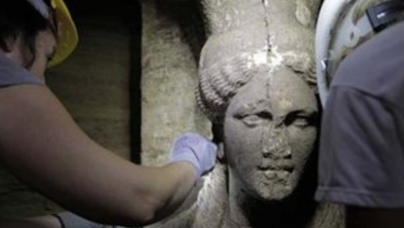 Ανακαλύφτηκε η είσοδος του τρίτου θαλάμου στην Αμφίπολη (pics)