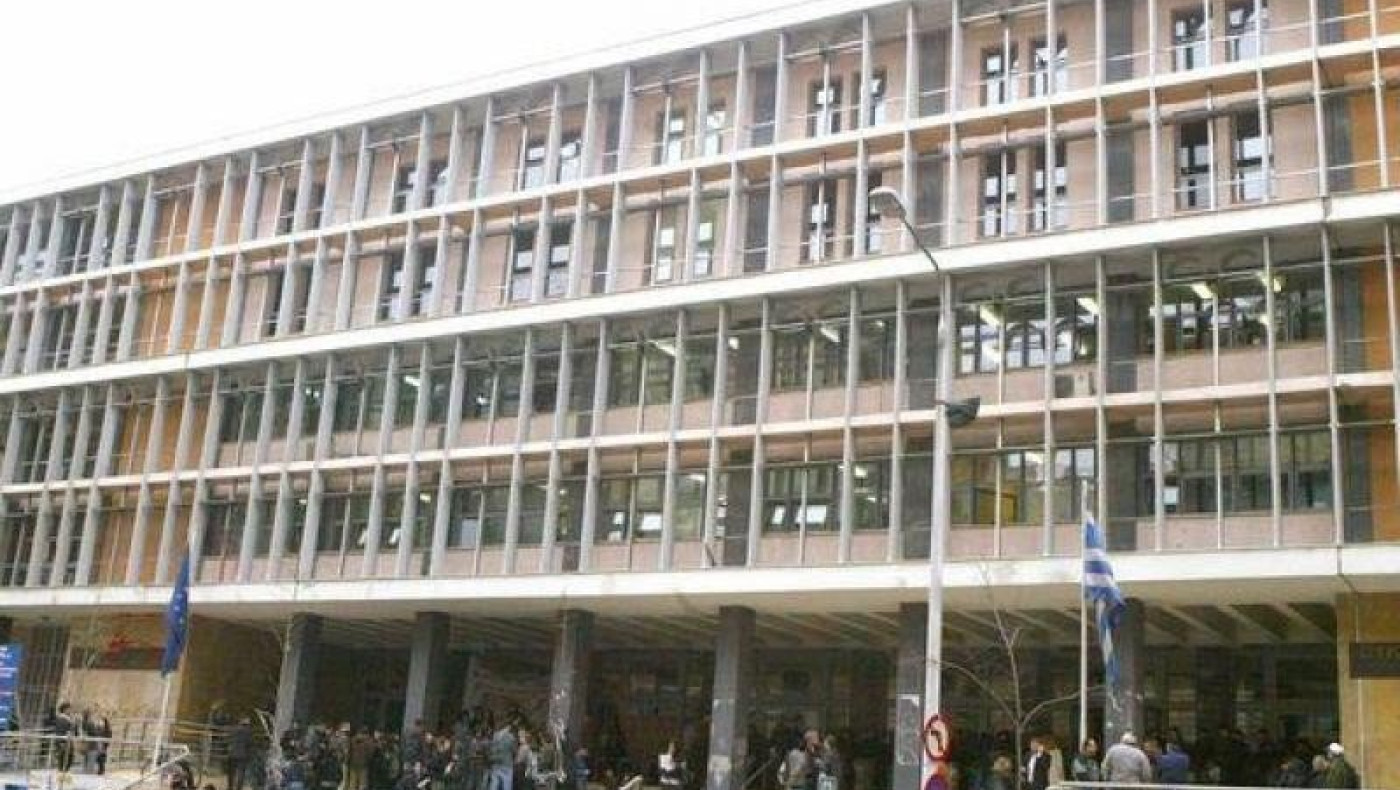 Ελεύθερος με εγγύηση 10.000 ευρώ ο χειρουργός που συνελήφθη με φακελάκι