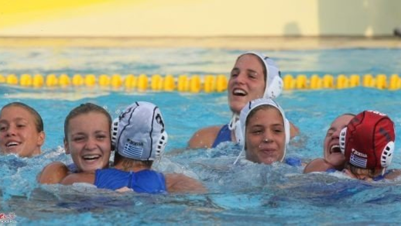 Πρωτιά και πρόκριση στους 8 η Εθνική Nέων γυναικών