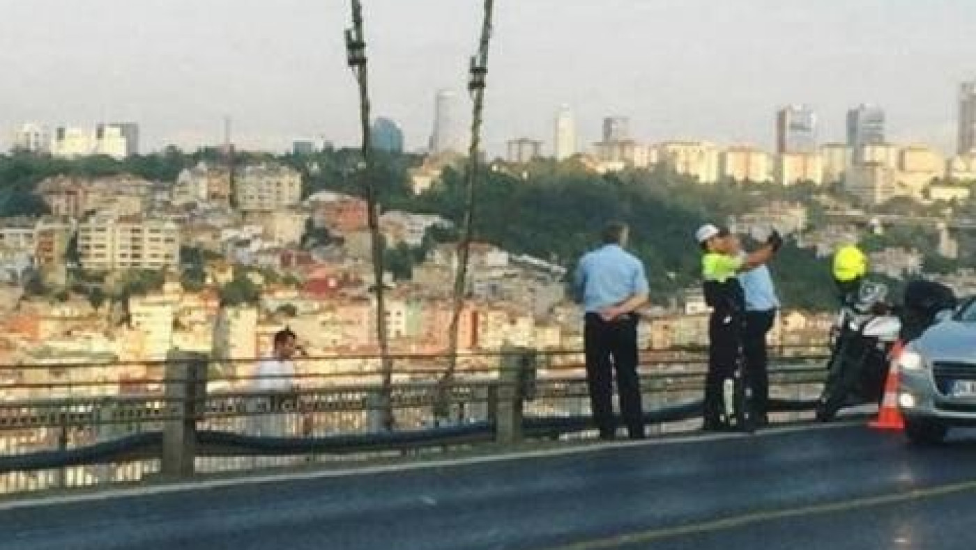 Τουρκία: Αστυνομικός έβγαζε selfie την ώρα που ένας άνδρας αυτοκτονούσε